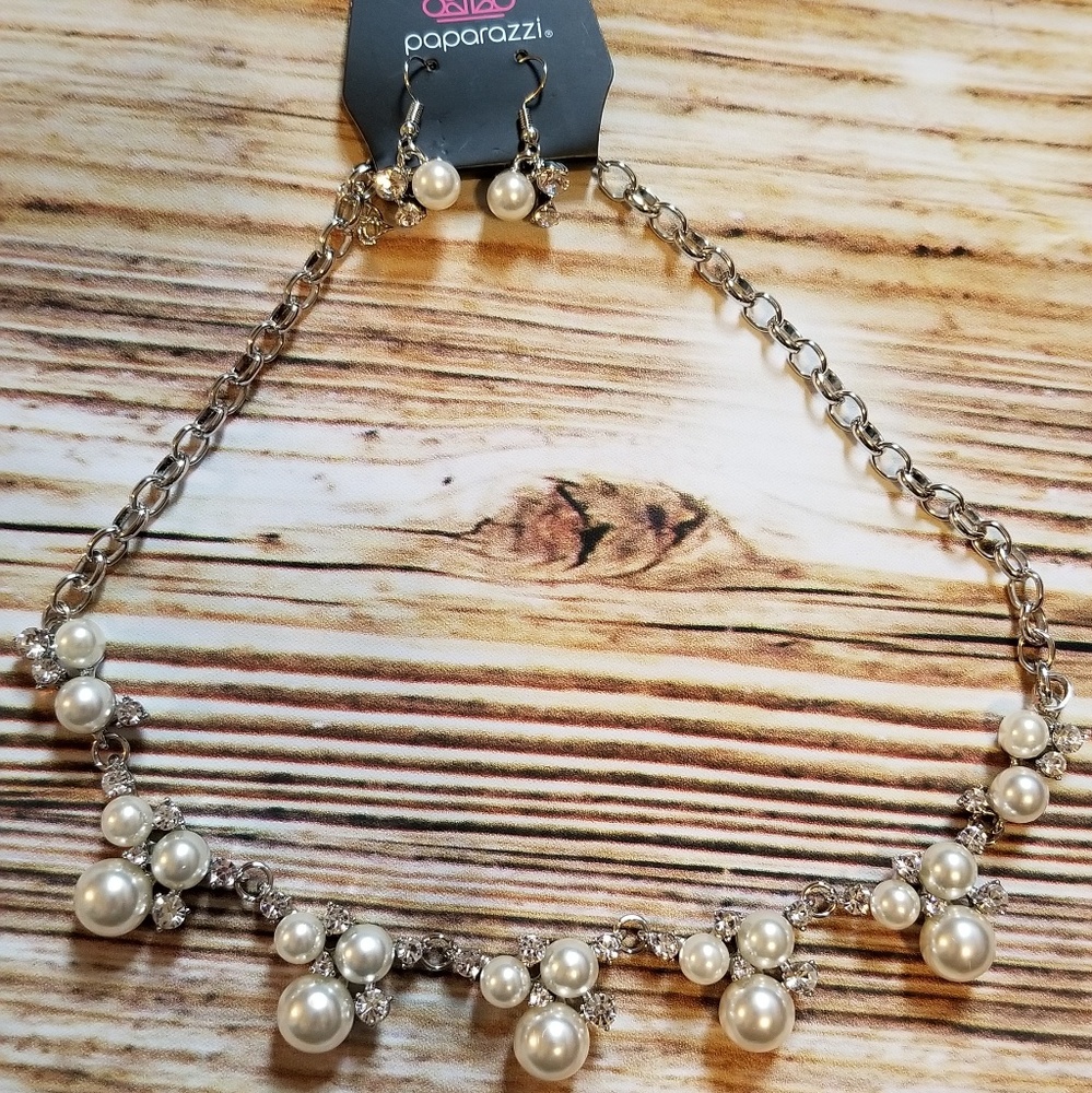 Paparazzi Necklace